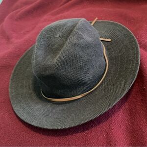 Urban Outfitters Ellie Hat - One Size - Brown with Leather EPC